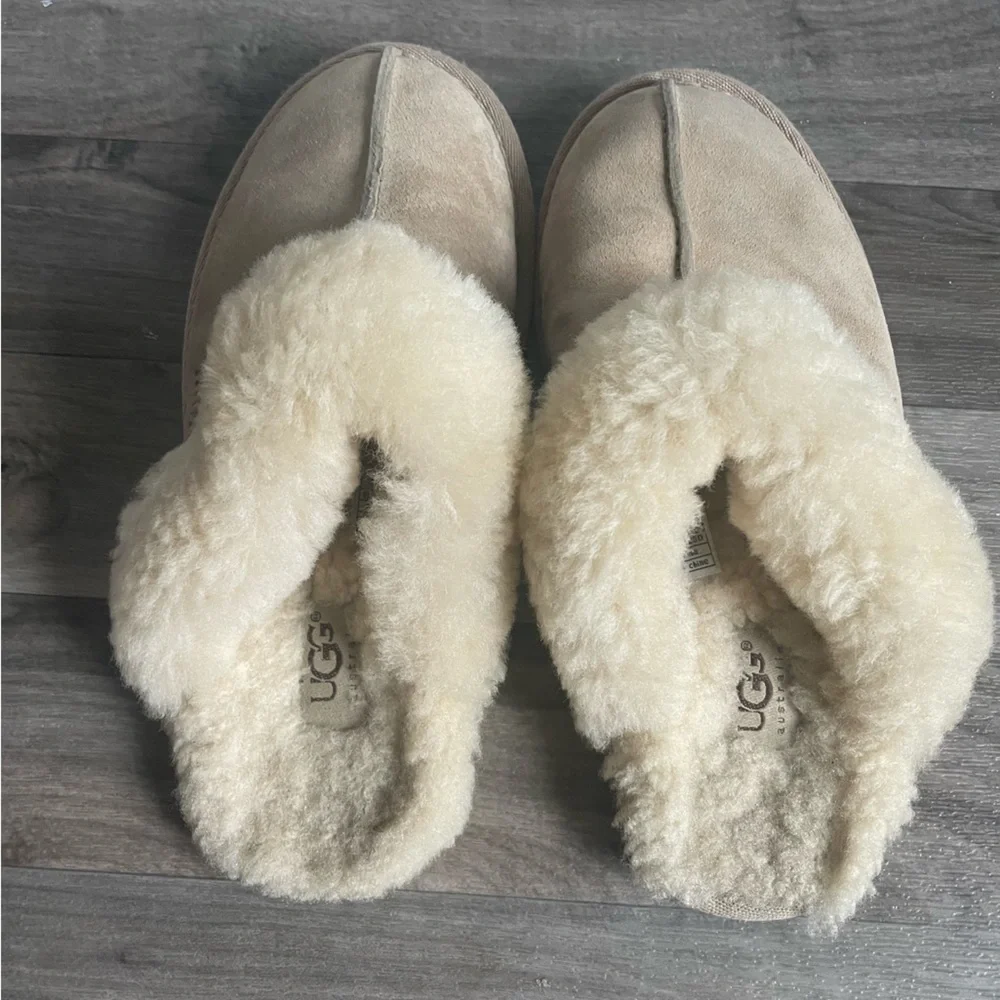 UGG Tan Sheepskin Slippers - Picture 6 of 10